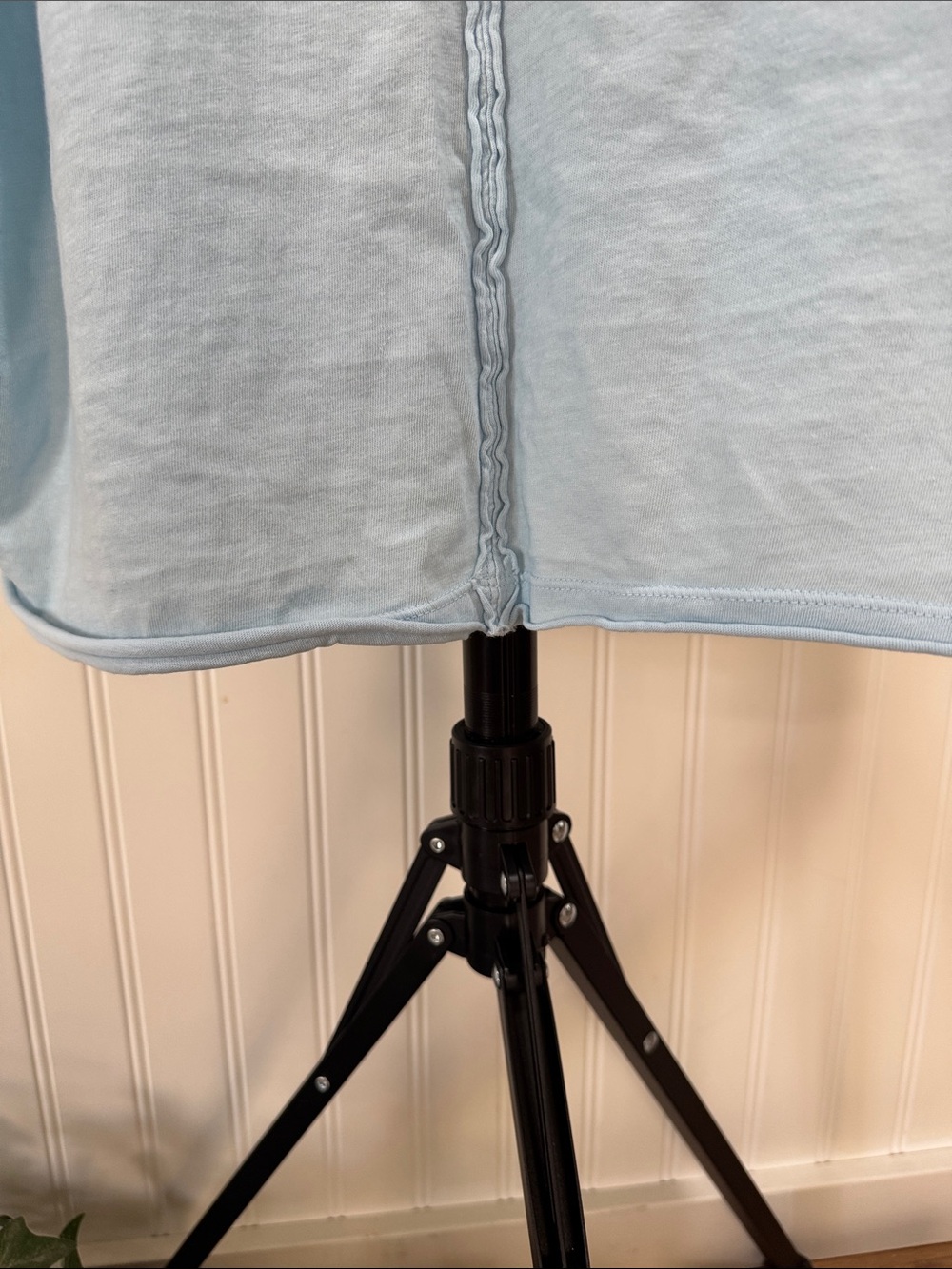 NWT! #798 WE THE FREE Pale Blue V-Neck Short Sleeve Oversized Tee - Picture 8 of 8